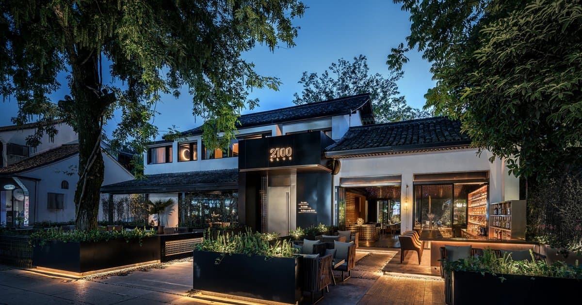 From $250 Million to $130 Million at Auction: What the Casa Encantada Sale Means for Bel Air Sellers