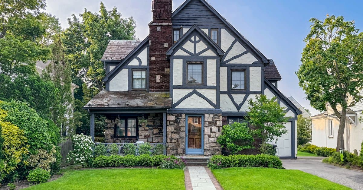 What Does $1.75 Million Buy on Vanderbilt Avenue in Lakewood Right Now?
