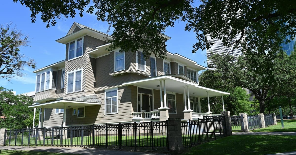 Mineral Rights in Texas: What Every DFW Home Buyer Needs to Know Before Closing