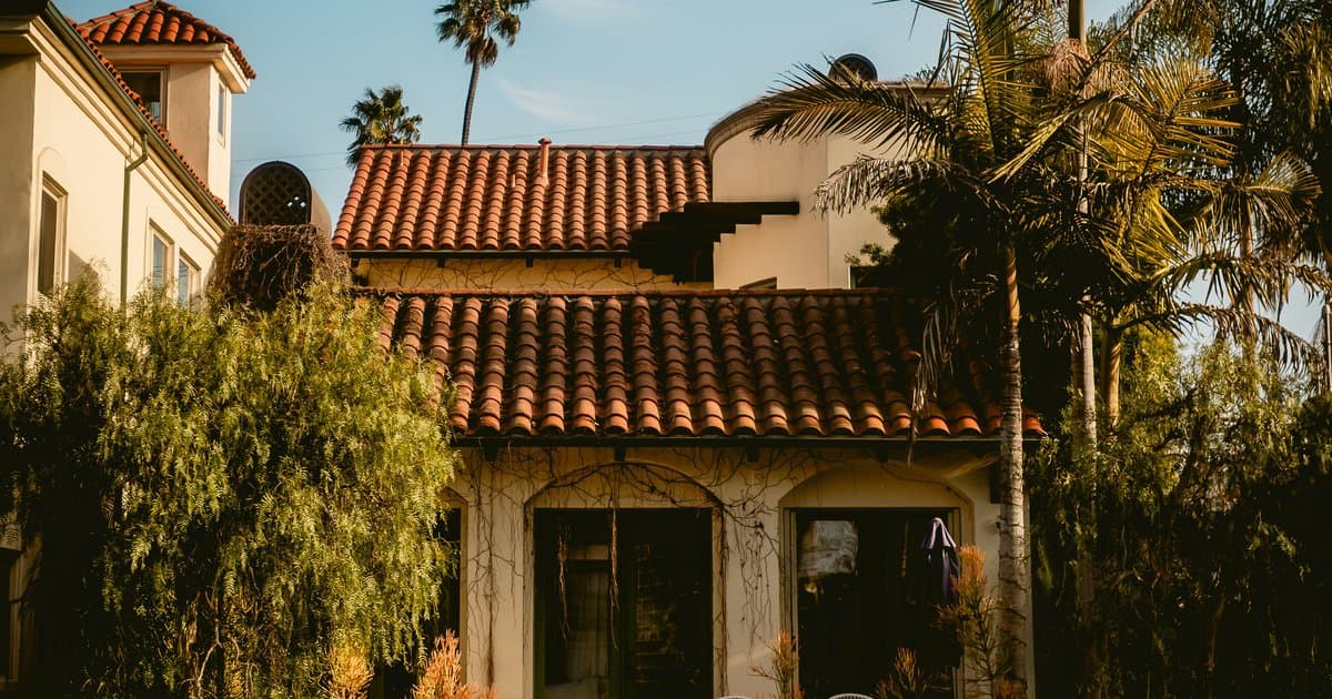 Mold Disclosure in California: What Los Angeles Buyers and Sellers Need to Know