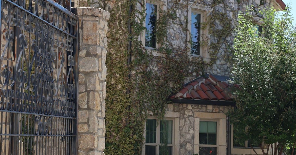 Two Lakehurst Avenue Sales Months Apart: What Preston Hollow Pricing Looks Like in October 2026