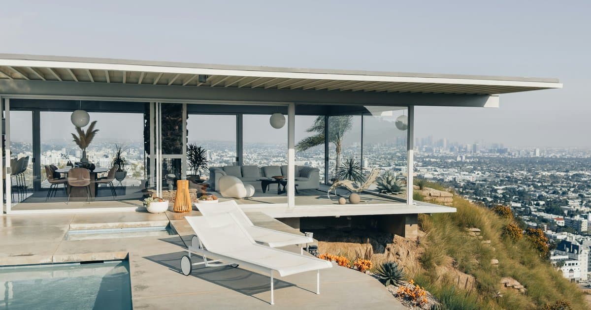 Selling and Buying a Home at the Same Time in Los Angeles: Your Options in 2026