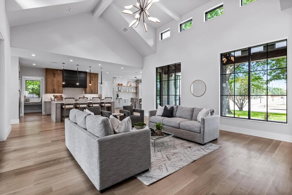 Vaulted great room · Grey Square representation