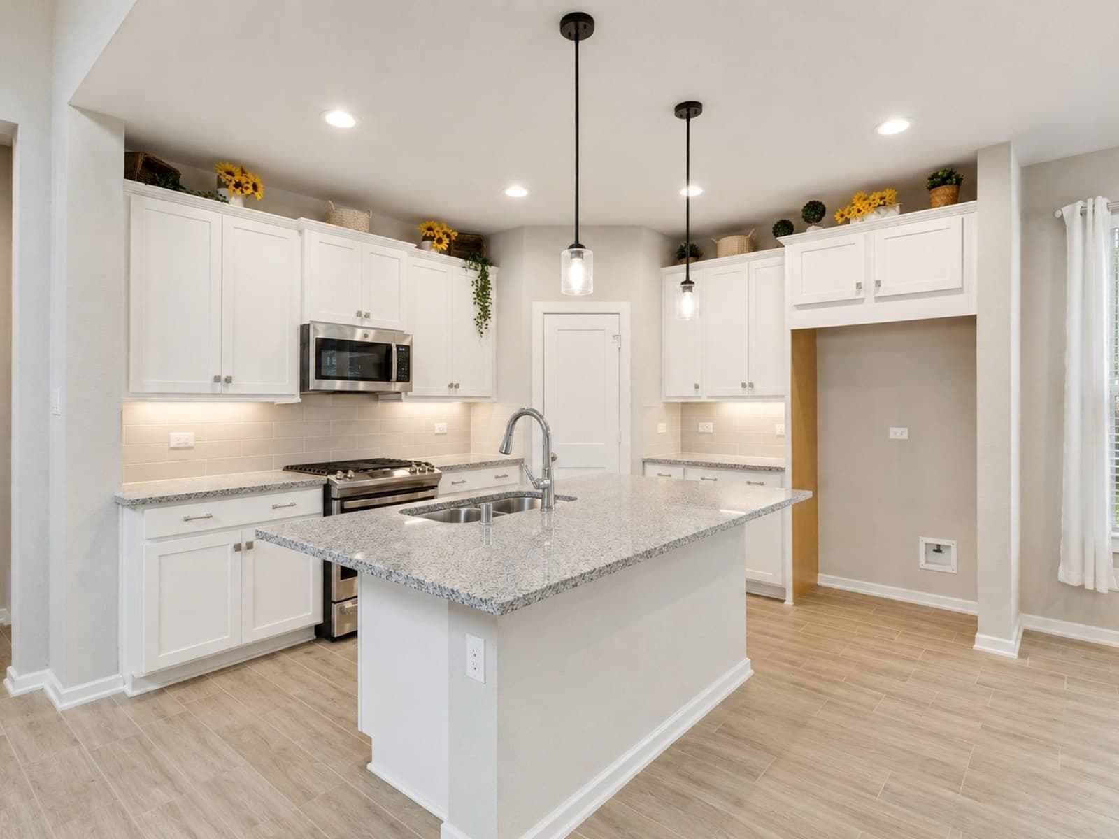 606 Pecan Hickory Court