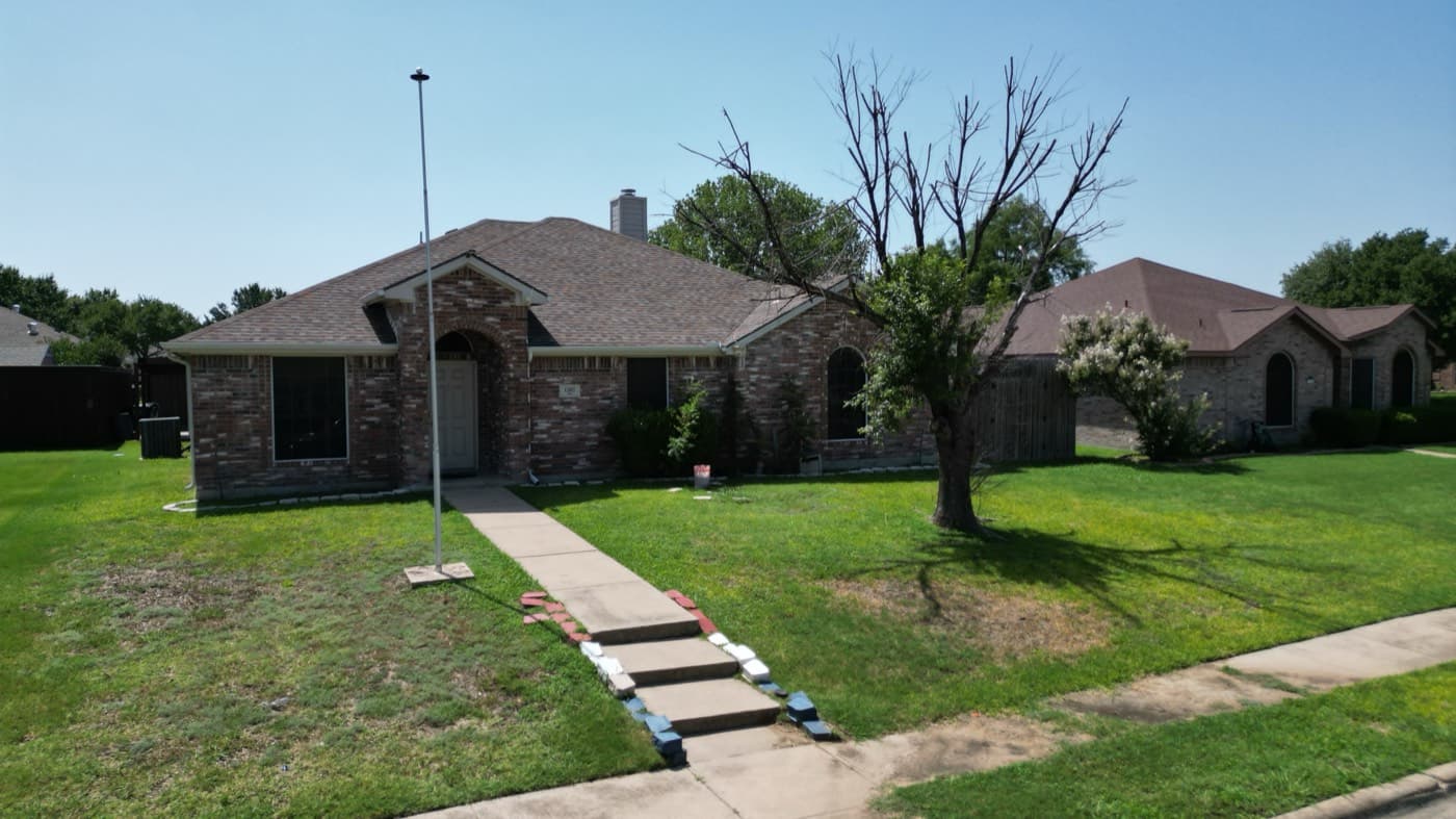 1302 Taos Lane