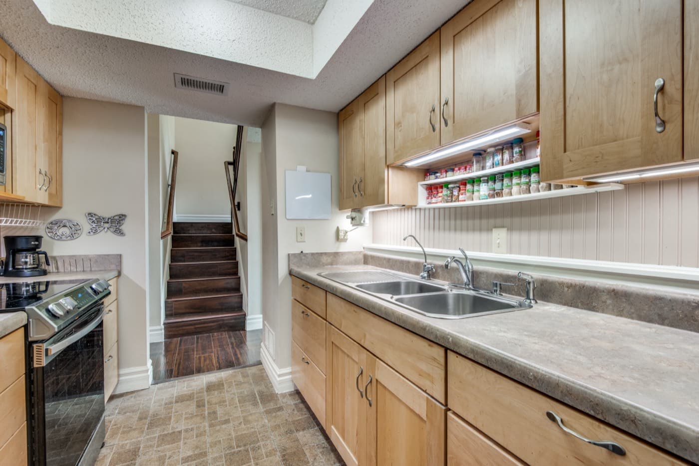 13128 Burninglog Lane