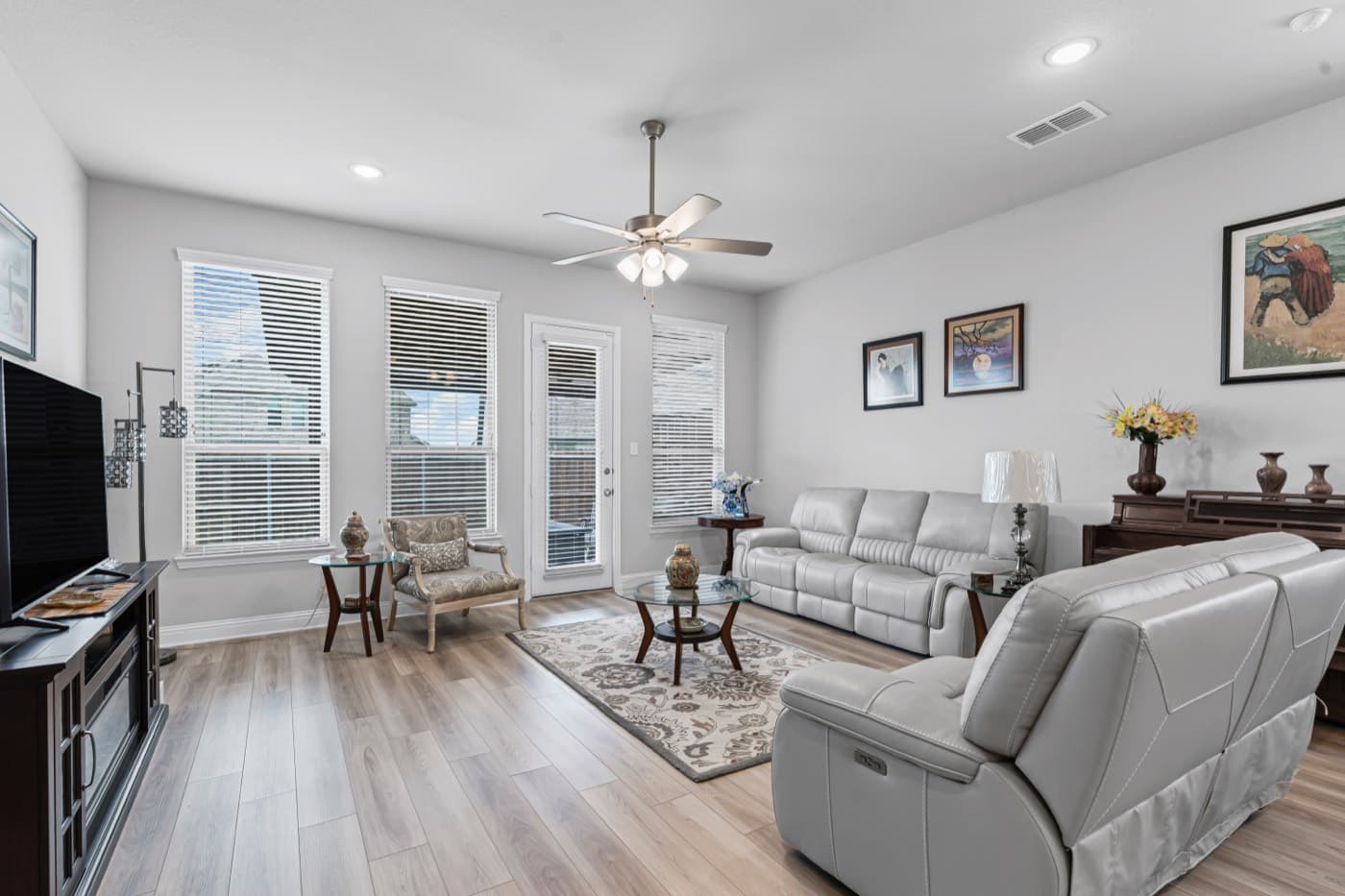 1808 Cedar Orchid Way