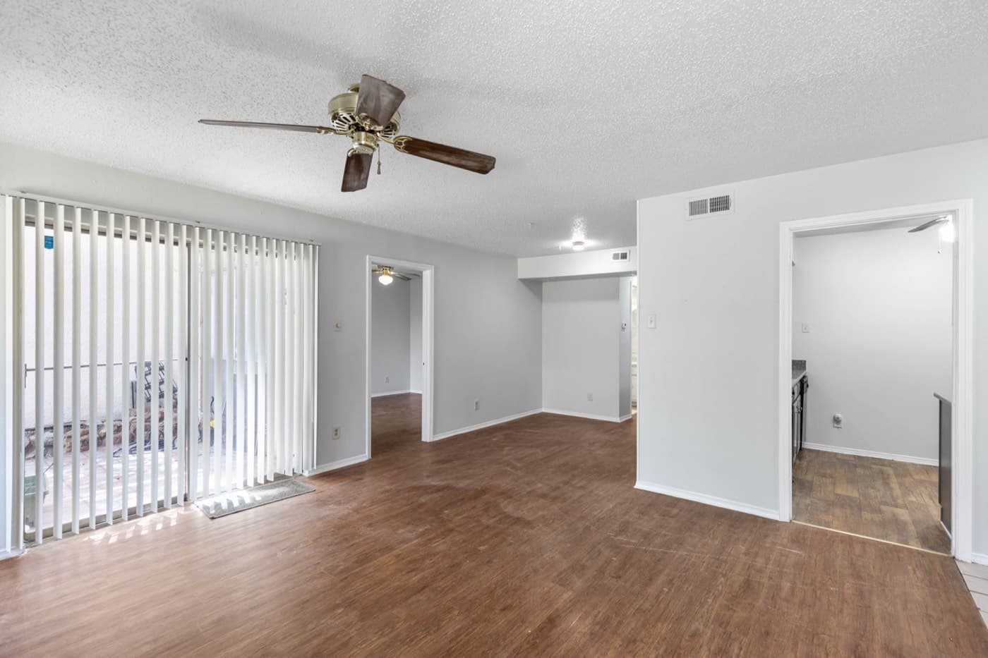 1832 Place One Ln