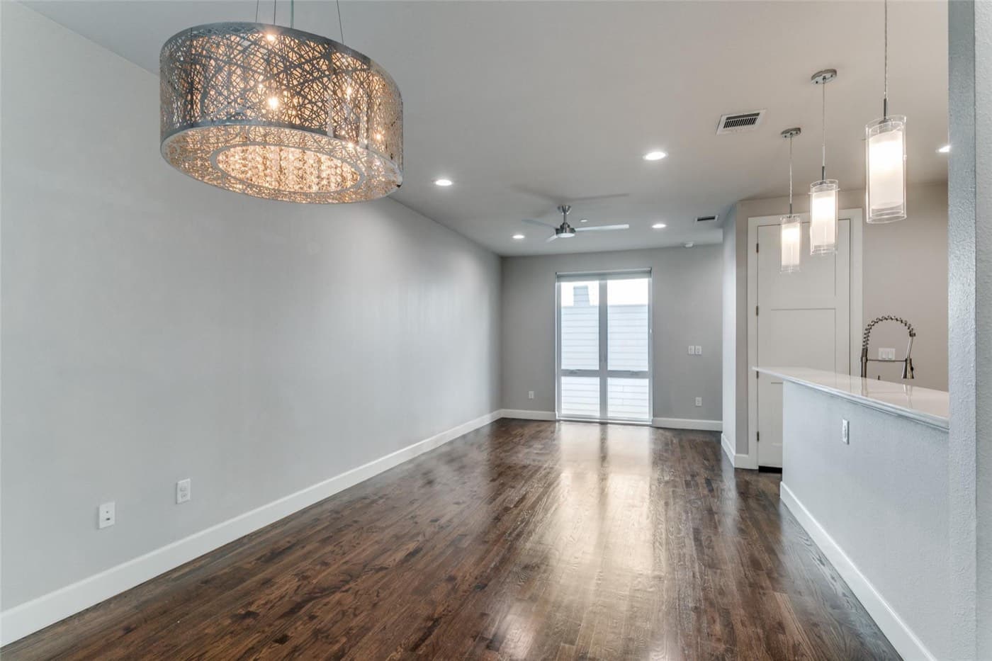 2016 N Fitzhugh Avenue #103