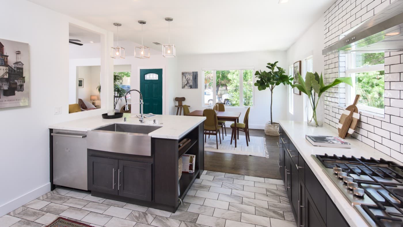 2924 Van Pelt Place