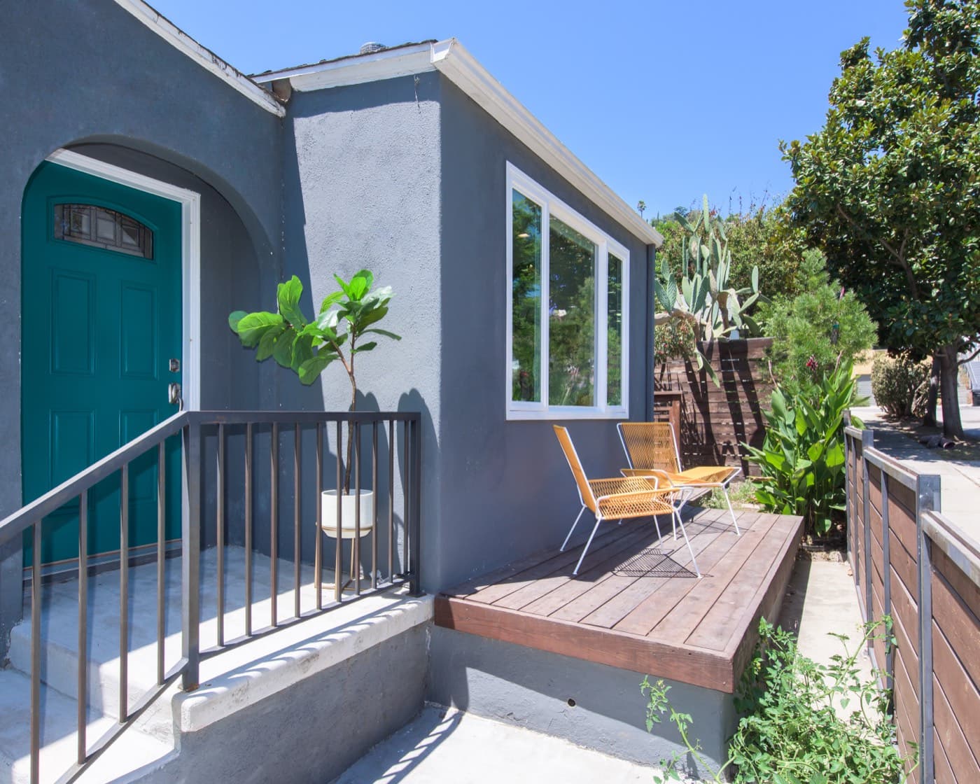 2924 Van Pelt Place