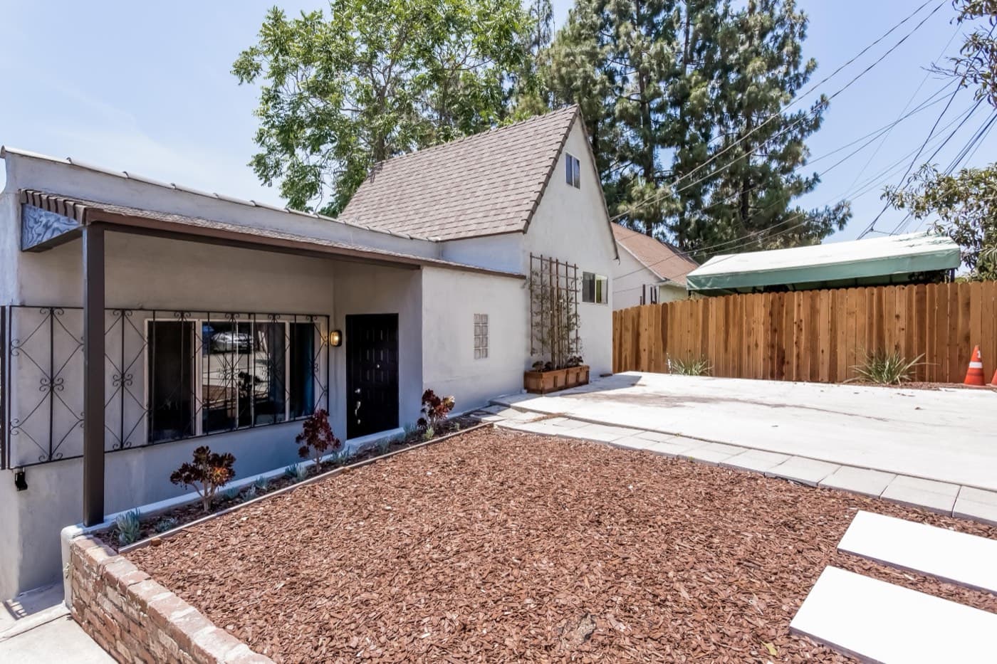 3516 Loma Lada Dr