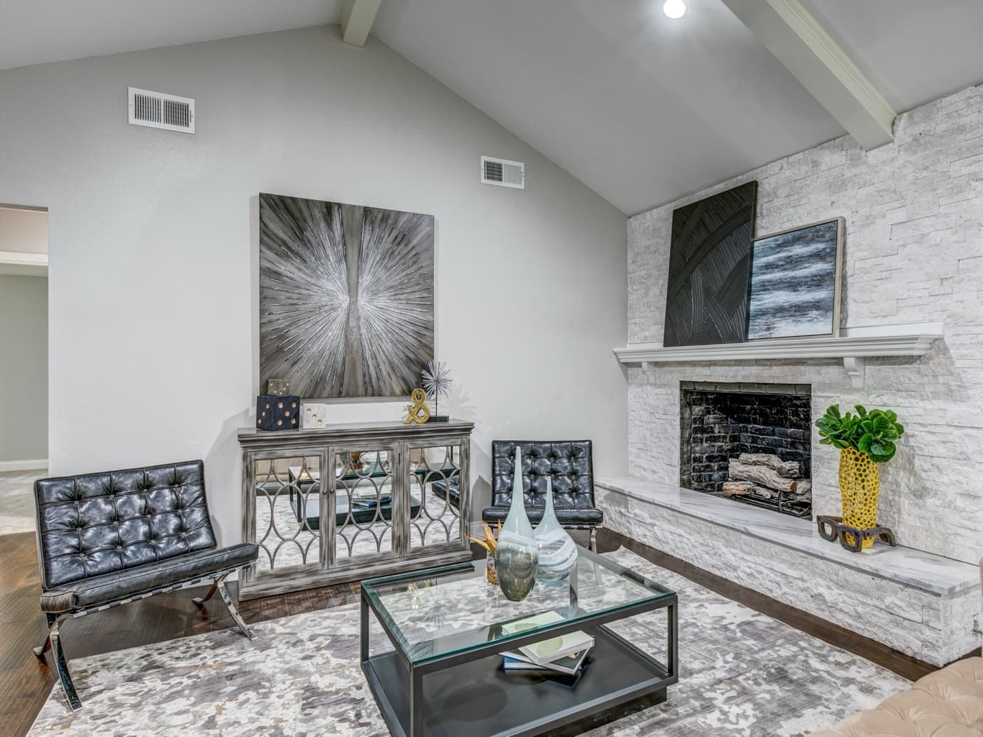 4056 Myerwood Lane