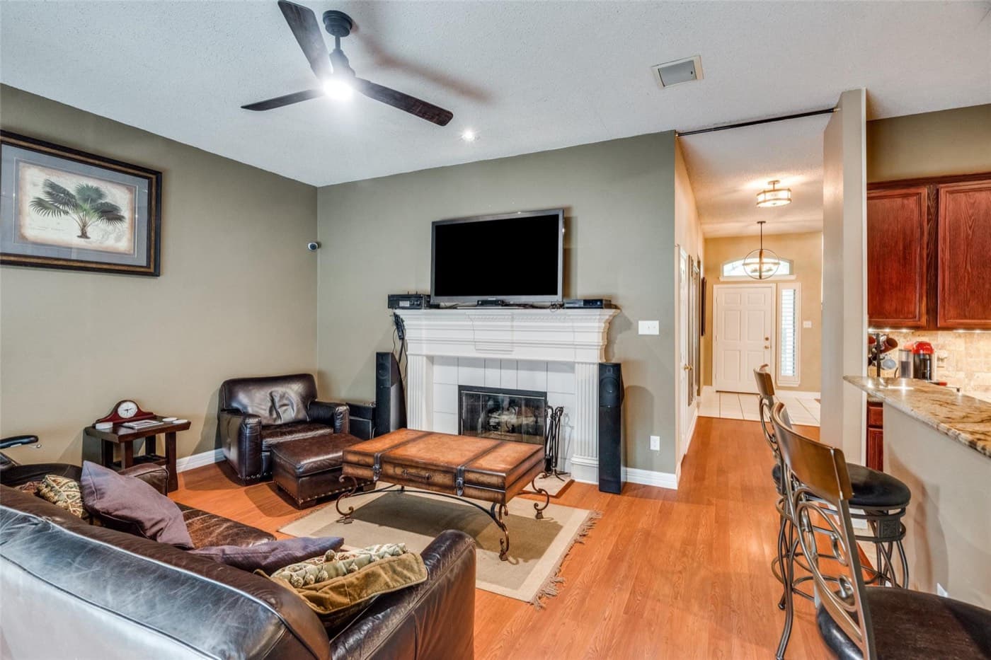 4112 Camrose Dr