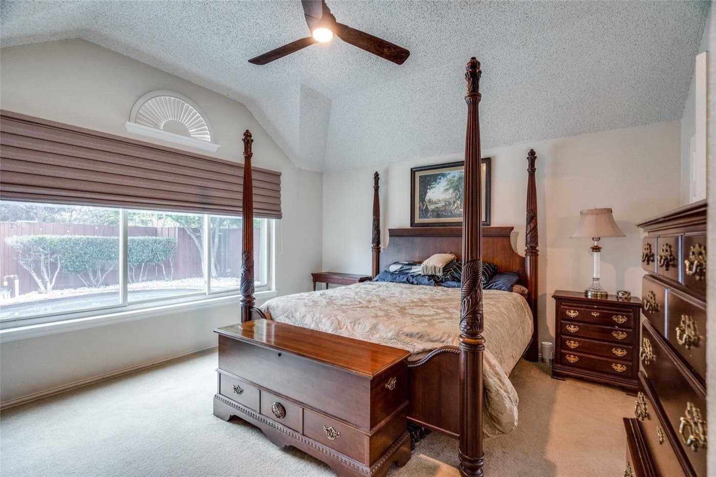 4112 Camrose Dr