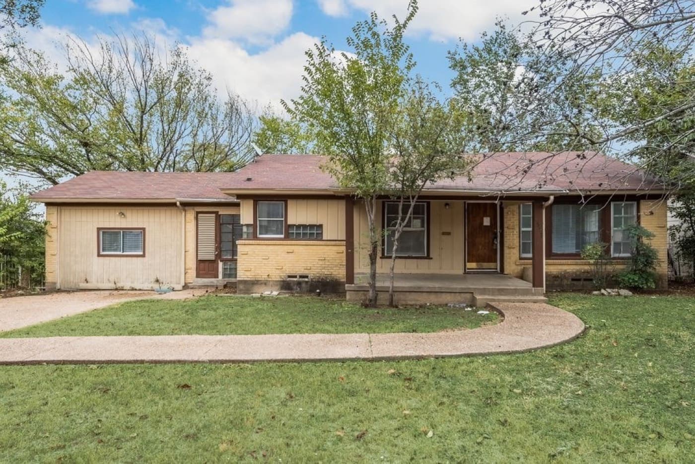 4537 Nolan St