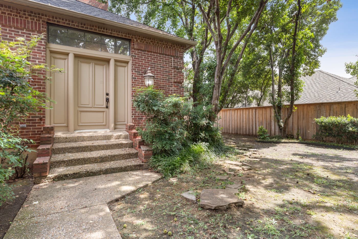 4721 Bobbitt Dr