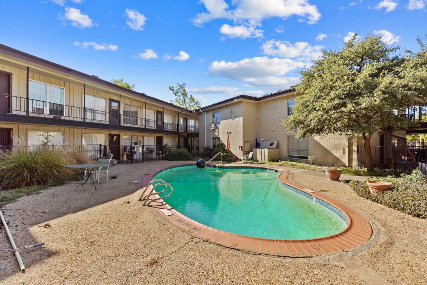 5000 Bowser Ave #211