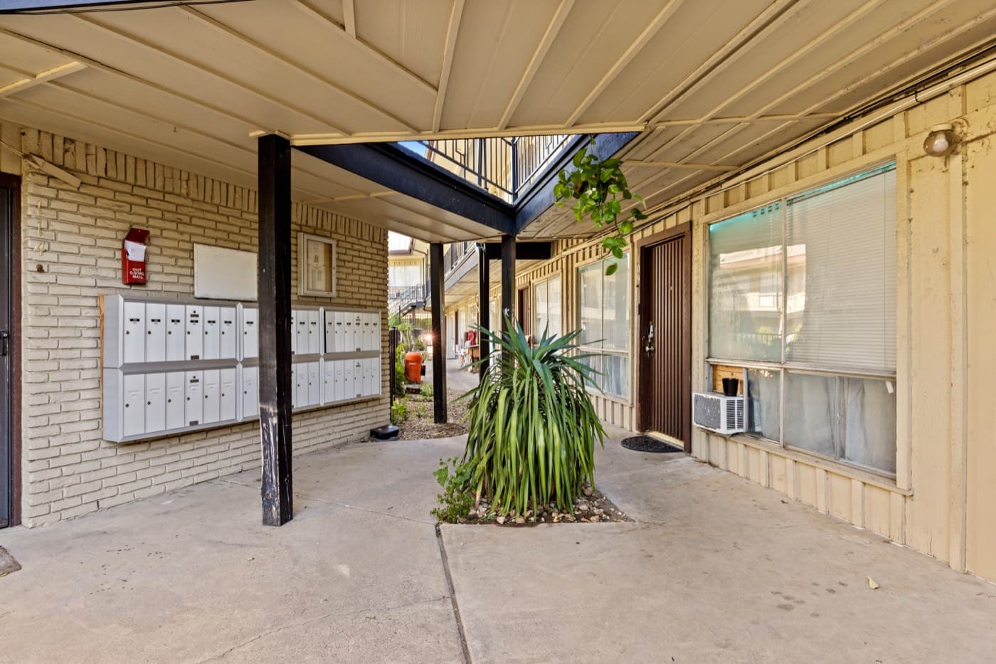 5000 Bowser Ave #211