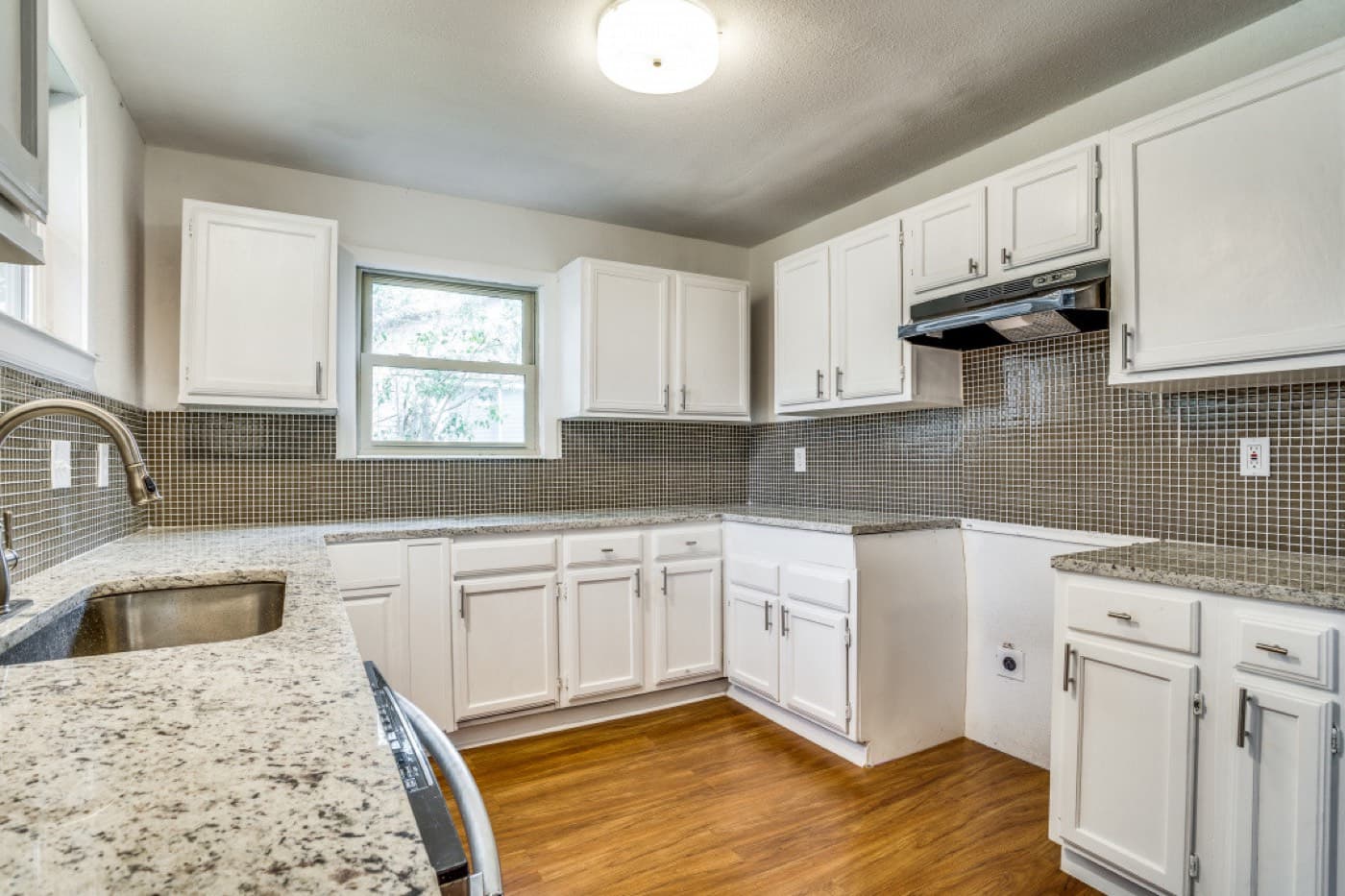 6115 Bowling Brook Dr