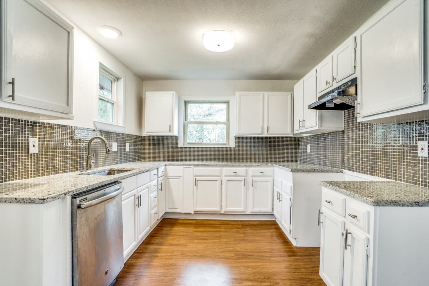 6115 Bowling Brook Dr