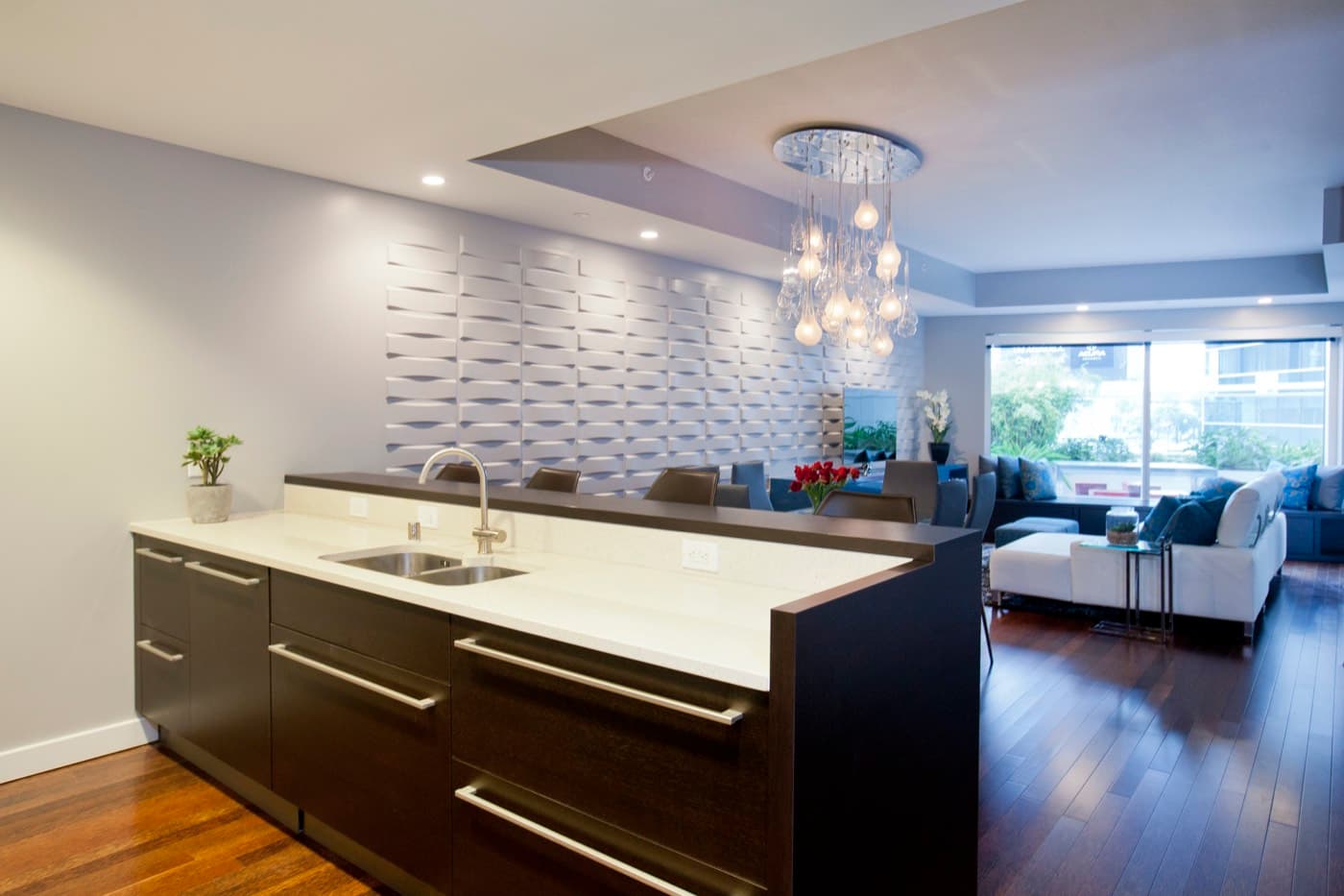 6250 Hollywood Blvd #4B