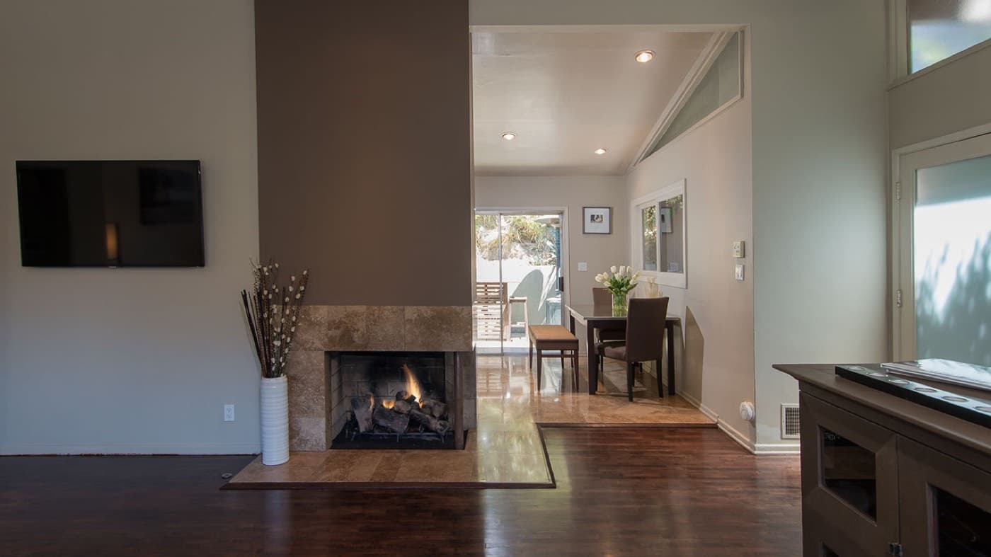 8057 Fareholm Dr