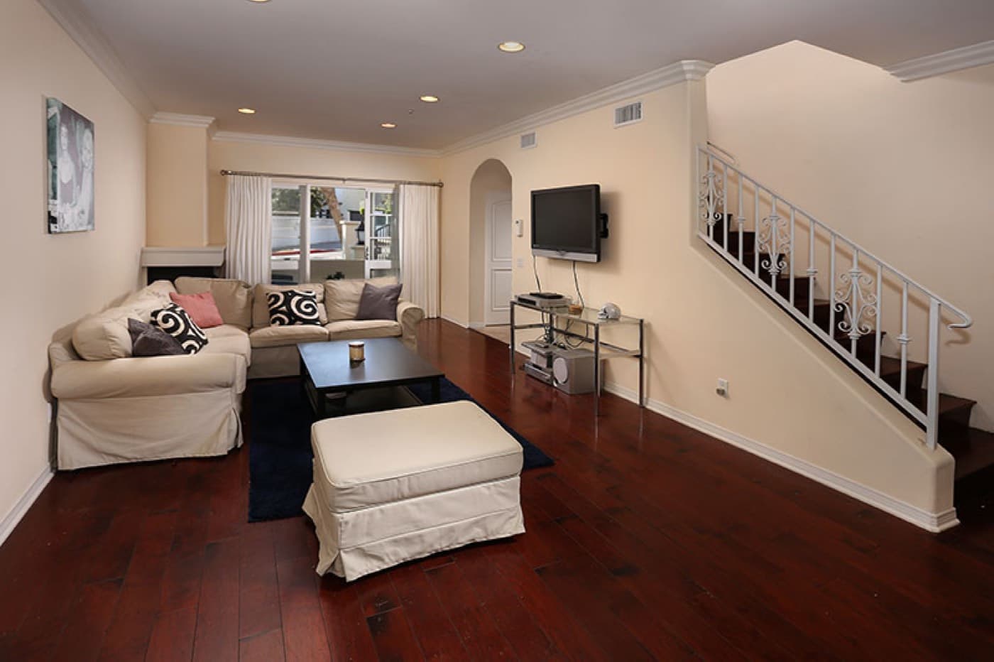 851 N San Vicente Blvd #127