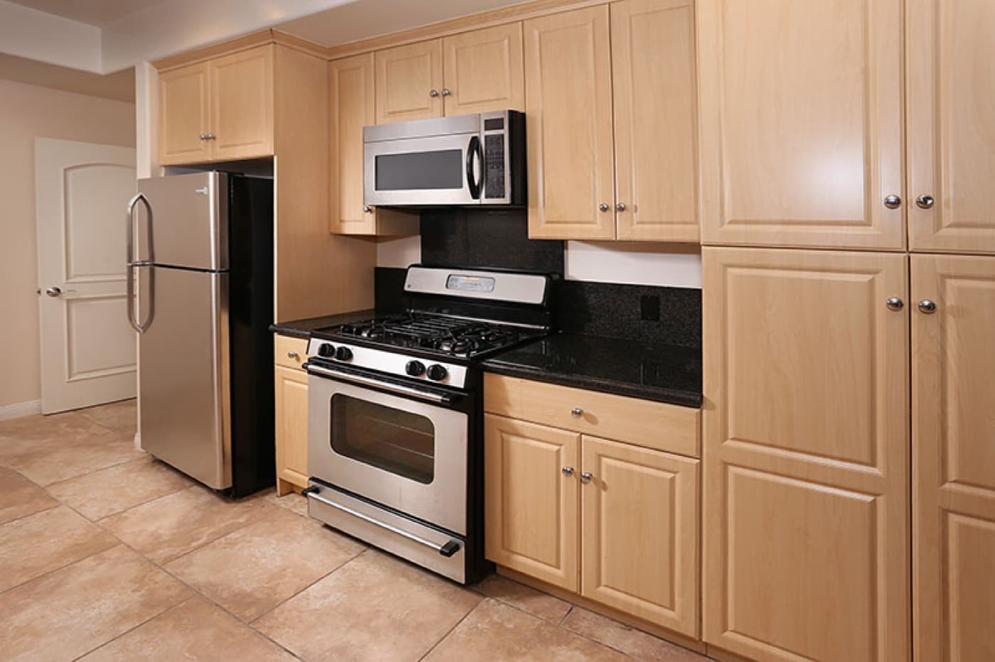 851 N San Vicente Blvd #127