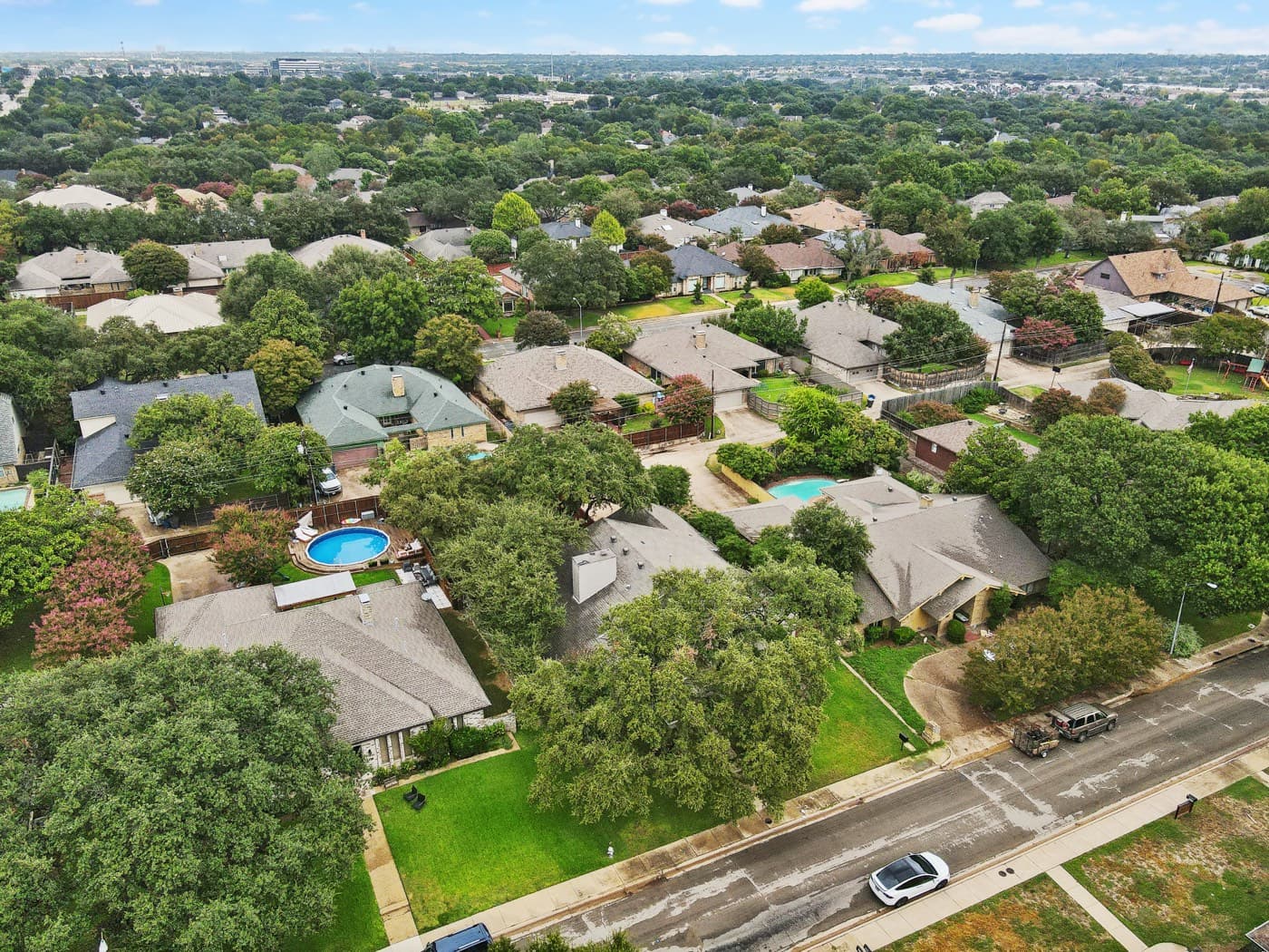 9405 Moss Farm Lane