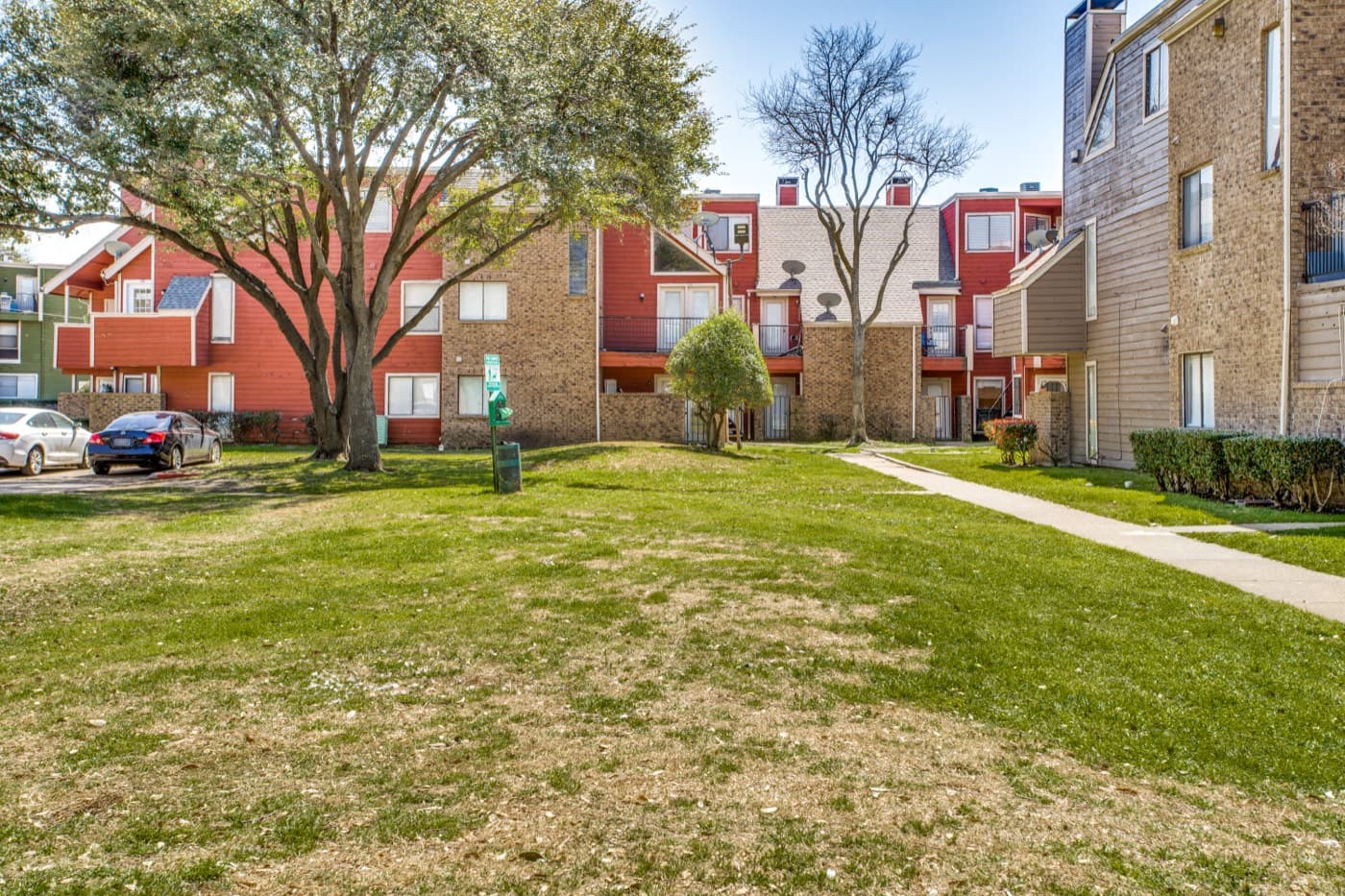 9825 Walnut St Unit M101
