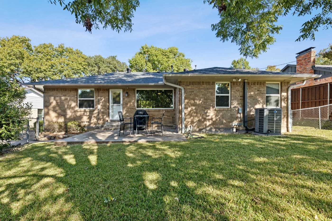 9828 Ridgehaven Dr