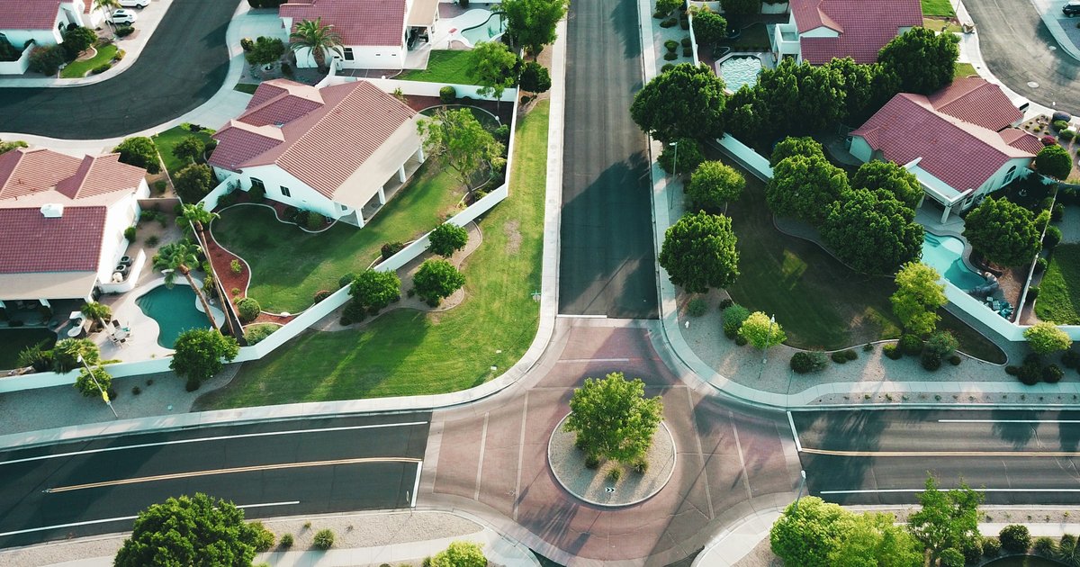 HOA reserve fund health thresholds — what Dallas buyers should look for in a resale certificate